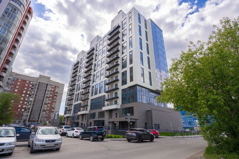 Файл:Красный проспект 104 1.jpg