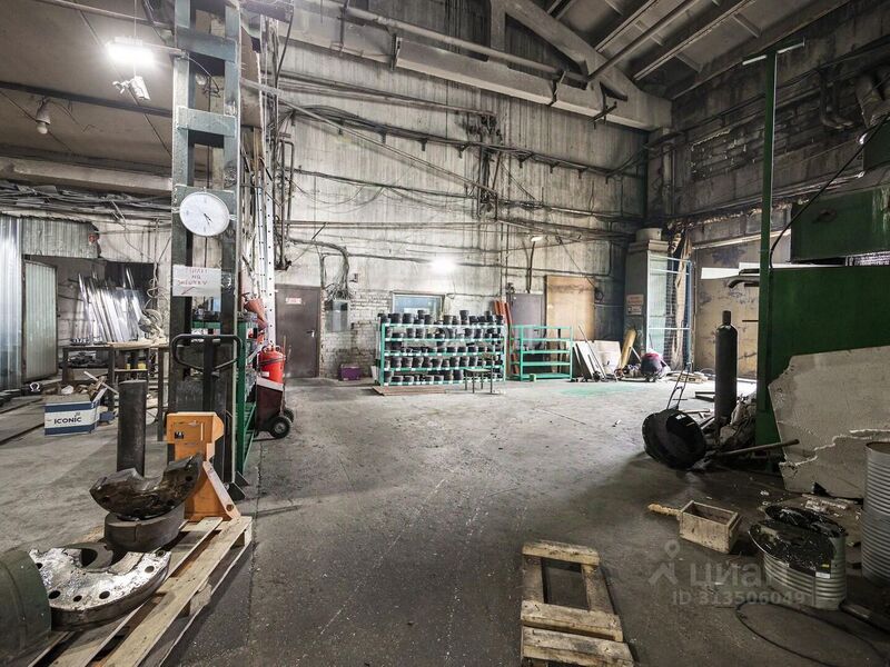 Файл:Олимпийская 37 к1 2.jpg