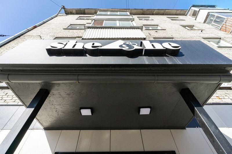 Файл:She & He.jpg